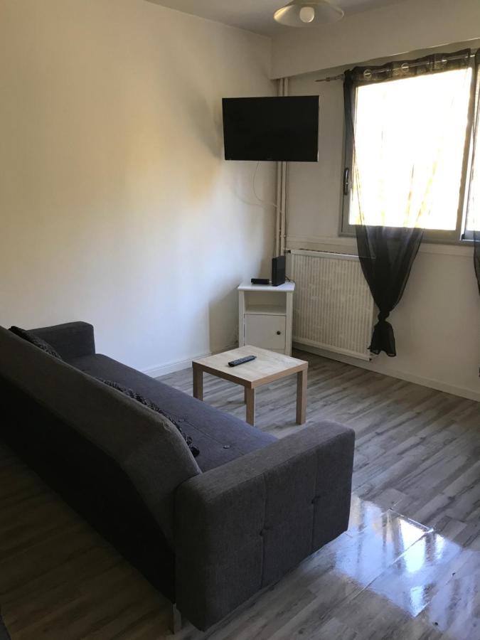Studio Richelieu 1 Et Son Parking Prive Apartamento Villeurbanne Exterior foto